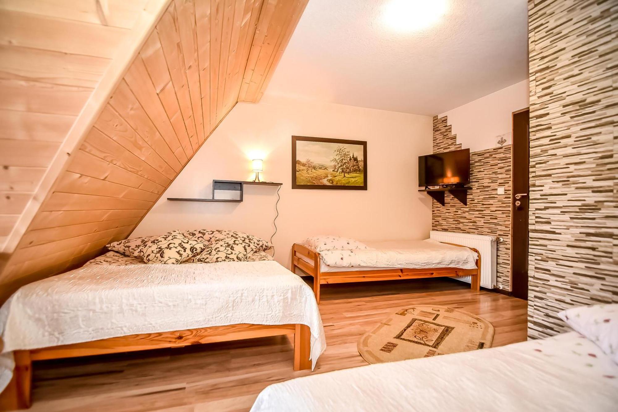Ciukrowa Chatka Sauna & Jacuzzi Poronin Exterior photo