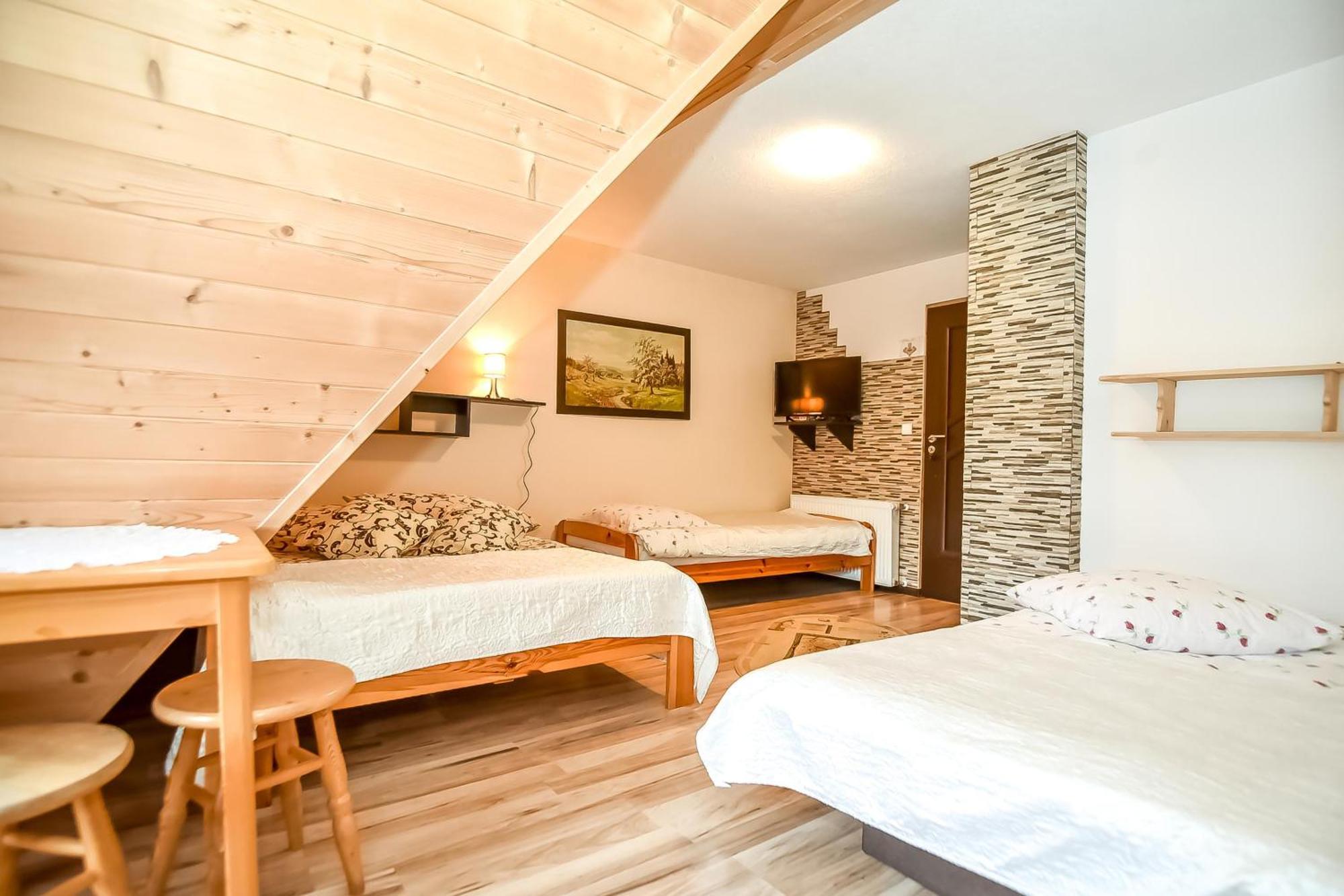 Ciukrowa Chatka Sauna & Jacuzzi Poronin Exterior photo